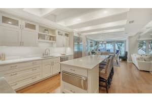5055 GULF OF MEXICO DRIVE, LONGBOAT KEY, FL 34228 Sold 08/09/24