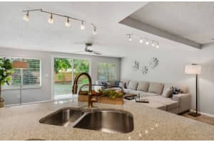 2147 JEFFERSON AVENUE, SARASOTA, FL 34239 Sold 11/15/24