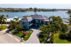 603 CRESTWOOD LANE, HOLMES BEACH, FL 34217 Sold 03/28/25