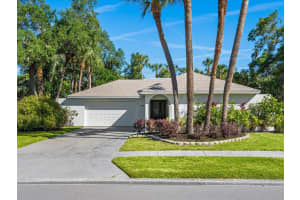 6515 WATERFORD CIRCLE, SARASOTA, FL 34238 Sold 05/30/24
