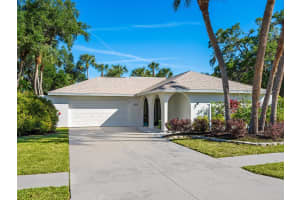 6515 WATERFORD CIRCLE, SARASOTA, FL 34238 Sold 05/30/24