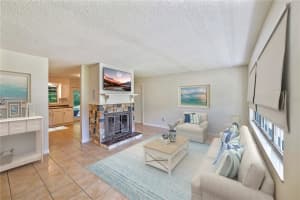 915 HAGLE PARK ROAD, BRADENTON, FL 34212 Sold 06/21/24