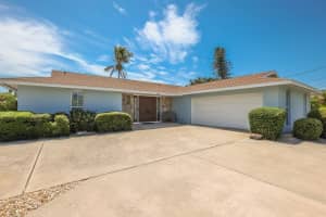 608 FOXWORTH LANE, HOLMES BEACH, FL 34217 Sold 08/16/24