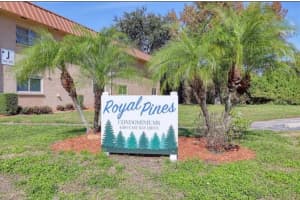 4500 BAY DRIVE, CLEARWATER, FL 33764 Sold 09/08/24