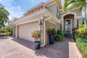 301 10TH AVENUE, PALMETTO, FL 34221 Sold 07/22/24