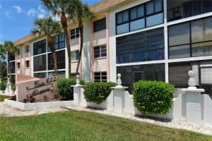 116 VISTA HERMOSA CIRCLE, SARASOTA, FL 34242 - MLS#MFRA4607431