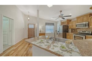7210 35TH LANE EAST, SARASOTA, FL 34243 Sold 10/18/24