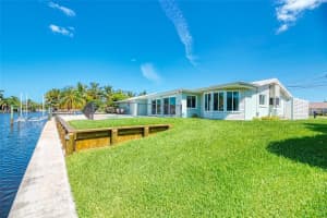 5577 CONTENTO DRIVE, SARASOTA, FL 34242 - MLS#MFRA4607468