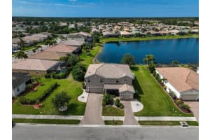 1985 MESIC HAMMOCK WAY, VENICE, FL 34292 Sold 03/31/25