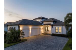 8076 GRANDE SHORES DRIVE, SARASOTA, FL 34240 Sold 06/27/24