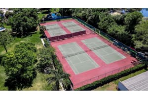 314 TIMBERLAKE DRIVE, BRADENTON, FL 34210 Sold 12/27/24