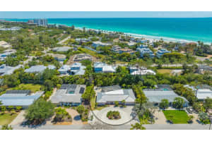 606 BUTTONWOOD DRIVE, LONGBOAT KEY, FL 34228 Sold 09/16/24