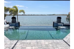 589 MARAVIYA BOULEVARD, NOKOMIS, FL 34275 Sold 09/16/24