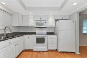 3953 GLEN OAKS DRIVE, SARASOTA, FL 34232 Sold 05/21/24