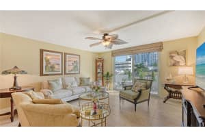 101 GULFSTREAM AVENUE, SARASOTA, FL 34236 Sold 07/23/24