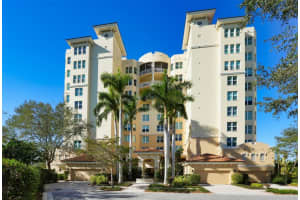 385 NORTH POINT ROAD, OSPREY, FL 34229 Sold 05/10/24