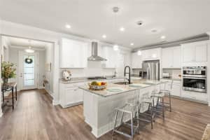 5584 LONG SHORE LOOP, SARASOTA, FL 34238 Sold 06/10/24