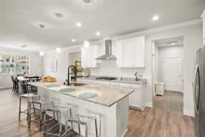 5584 LONG SHORE LOOP, SARASOTA, FL 34238 Sold 06/10/24