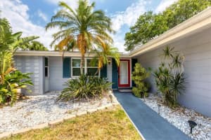 3051 GULF GATE DRIVE, SARASOTA, FL 34231 Sold 10/29/24