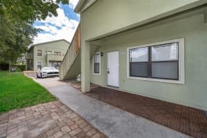 5817 LA COSTA DRIVE, ORLANDO, FL 32807 - MLS#MFRA4608730