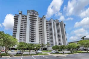 13415 BLUE HERON BEACH DRIVE, ORLANDO, FL 32821 Sold 06/14/24