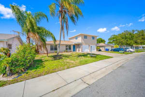 1802 IRONWOOD COURT, OLDSMAR, FL 34677 Sold 05/21/24