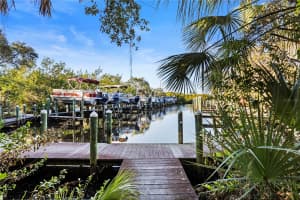 5531 KEY WEST PLACE, BRADENTON, FL 34203 Sold 10/02/24