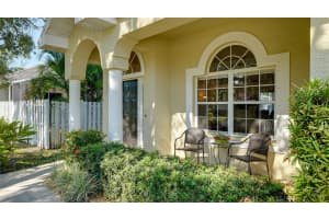 6320 BLACKBERRY LANE, LAKEWOOD RANCH, FL 34202 Sold 12/06/24