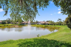 5993 WILSHIRE BOULEVARD, SARASOTA, FL 34238 Sold 07/10/24