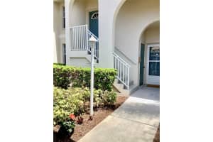 8389 WINGATE DRIVE, SARASOTA, FL 34238 Sold 06/02/25