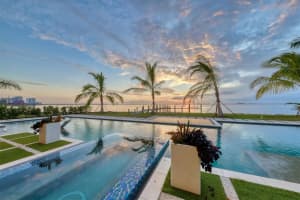 1000 TOCOBAGA LANE, SARASOTA, FL 34236 - MLS#MFRA4609137