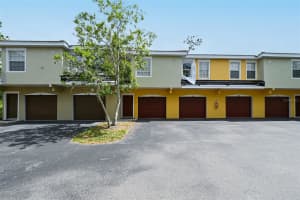 5650 BENTGRASS DRIVE, SARASOTA, FL 34235 Sold 10/03/24