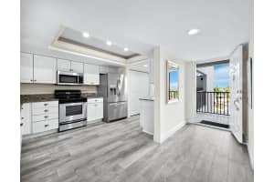 3540 GULF OF MEXICO DRIVE, LONGBOAT KEY, FL 34228 Sold 07/08/24