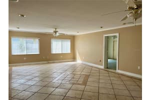 6613 BLUE HERON DRIVE, ST PETERSBURG, FL 33707 - MLS#MFRA4609313