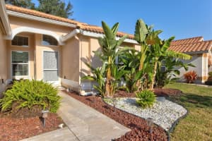 5790 BEAURIVAGE AVENUE, SARASOTA, FL 34243 Sold 09/20/24
