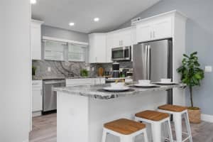211 MOUNT PLEASANT ROAD, NOKOMIS, FL 34275 Sold 10/02/24