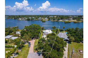 120 MAGNOLIA AVENUE, NOKOMIS, FL 34275 Sold 11/04/24