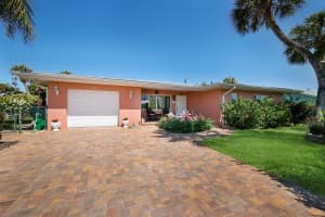 210 83RD STREET, HOLMES BEACH, FL 34217 Sold 02/27/25