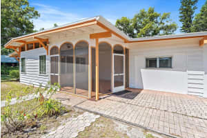 1030 CHARLOTTE AVENUE, SARASOTA, FL 34237 Sold 06/10/25