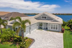 8128 GRANDE SHORES DRIVE, SARASOTA, FL 34240 Sold 08/12/24