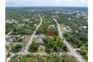 DE LEON DR, NORTH PORT, FL 34287 - MLS#MFRA4609720