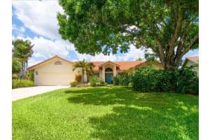 1724 OAK LAKES DRIVE, SARASOTA, FL 34232 Sold 09/27/24