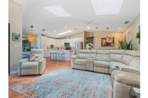 1724 OAK LAKES DRIVE, SARASOTA, FL 34232 Sold 09/27/24