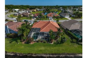 5774 CARRIAGE DRIVE, SARASOTA, FL 34243 Sold 06/10/24