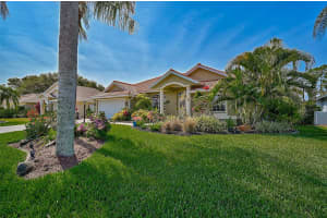 5774 CARRIAGE DRIVE, SARASOTA, FL 34243 Sold 06/10/24