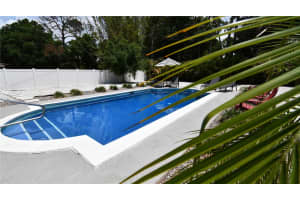 704 SEEDS AVENUE, SARASOTA, FL 34237 - MLS#MFRA4609890