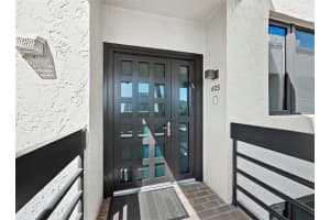 1055 GULF OF MEXICO DRIVE, LONGBOAT KEY, FL 34228 Sold 07/23/24