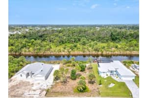 10271 REDONDO STREET, PORT CHARLOTTE, FL 33981 Sold 02/07/25