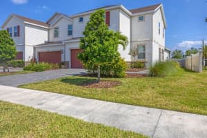 11641 WOODLEAF DRIVE, LAKEWOOD RANCH, FL 34211 Sold 09/30/24