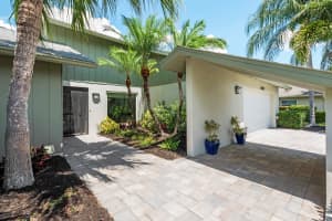 4007 COUNTRY VIEW DRIVE, SARASOTA, FL 34233 Sold 07/10/24